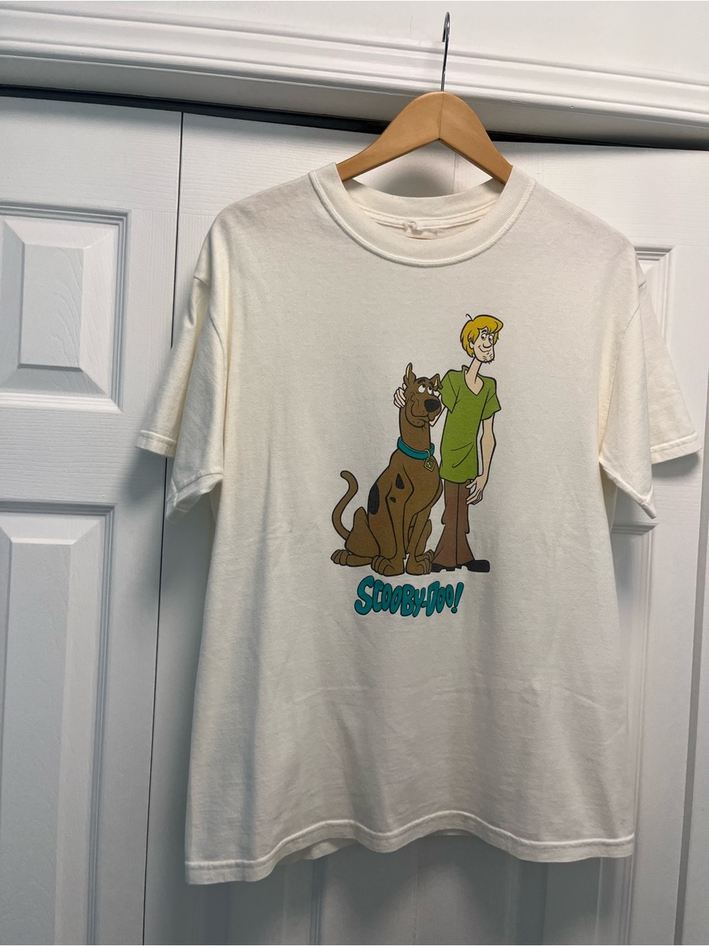 2000s Scoobydoo T-shirt Featuring Shaggy & Scooby